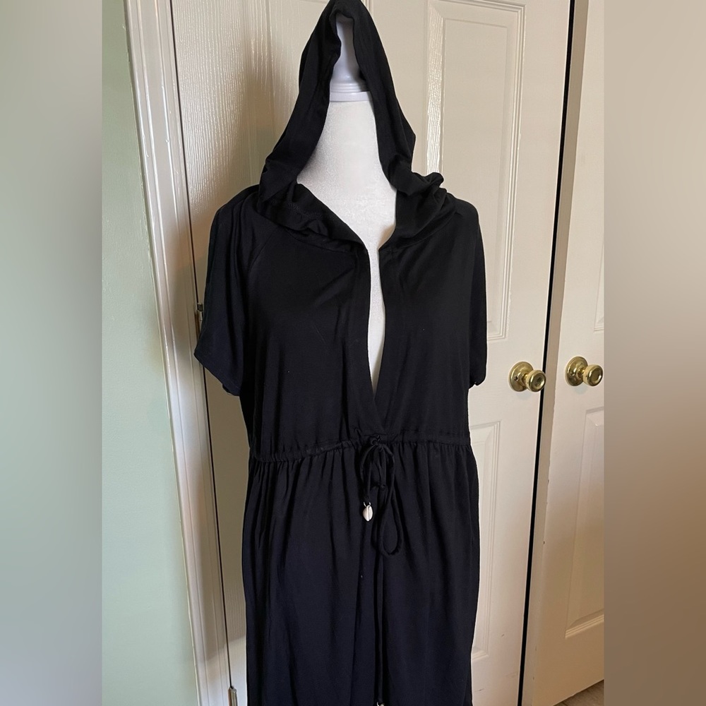 Black, Super stretchy Hooded Dress or Beach Swim Cover-up. Or as a dress. 1X